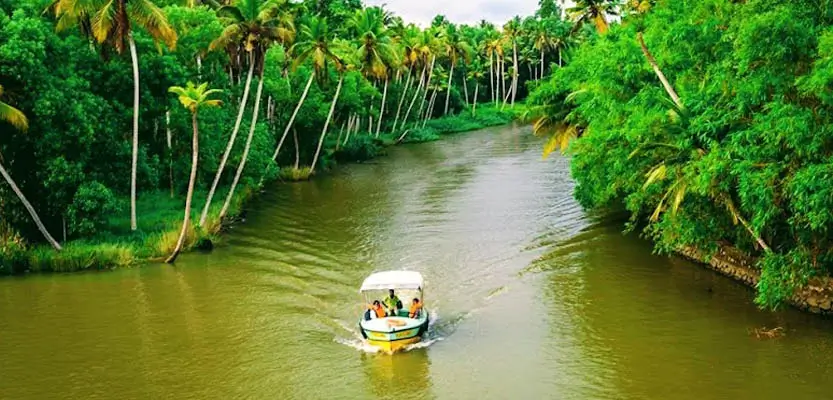 Poovar Boating – A Journey Through Hidden Beauty